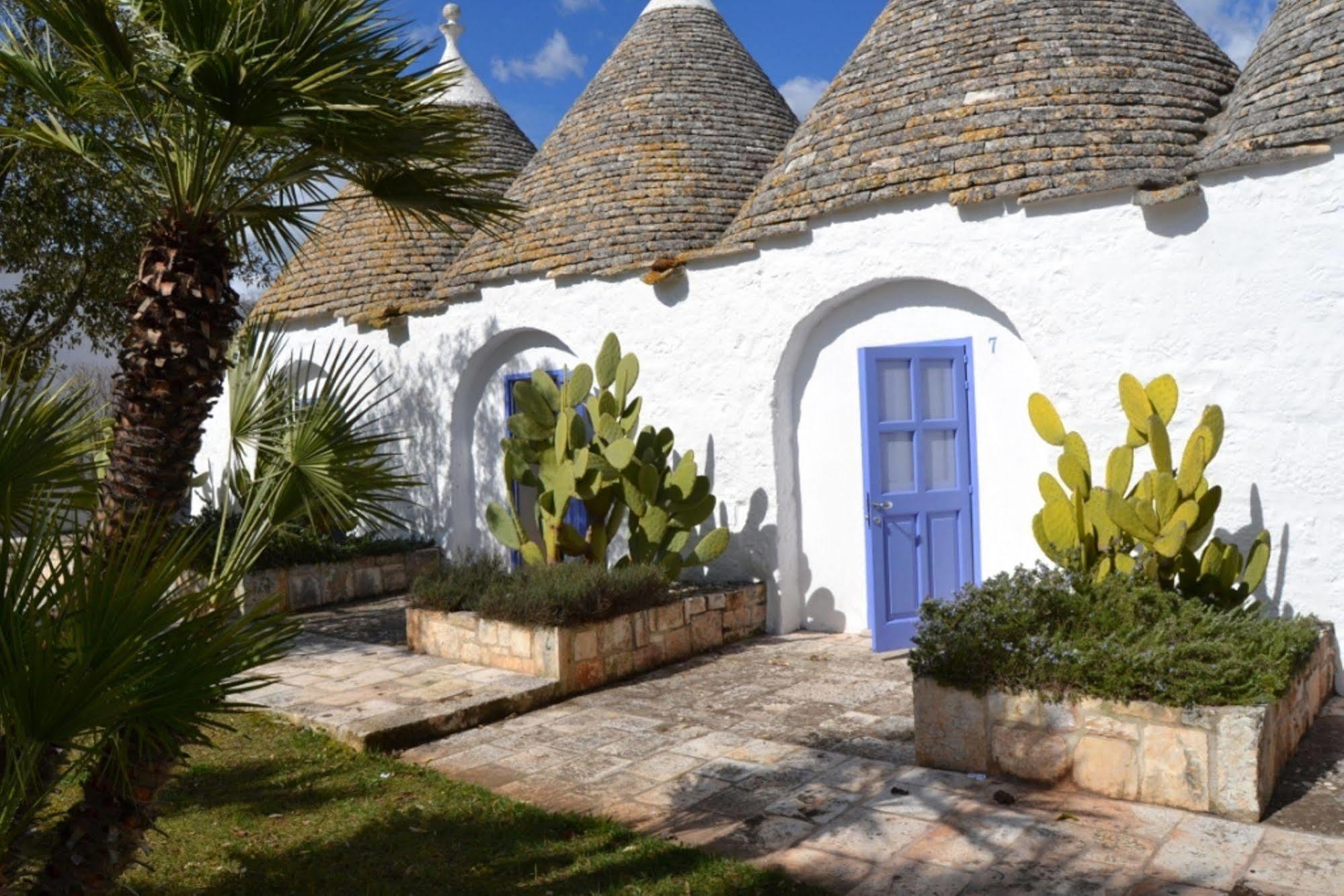 Relais Masseria Villa Cenci Чистернино Экстерьер фото