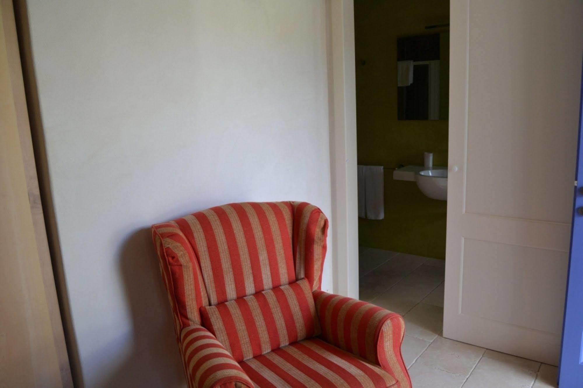 Relais Masseria Villa Cenci Чистернино Экстерьер фото